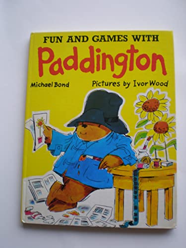 9780529054982: Fun and games with Paddington