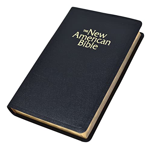 Imagen de archivo de The New American Bible: Gift and Award Bible, Bonded Leather a la venta por Patrico Books