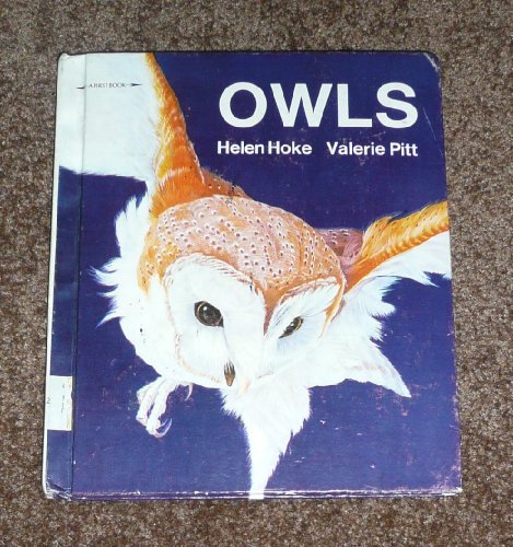 9780531008324: Owls (A First book)