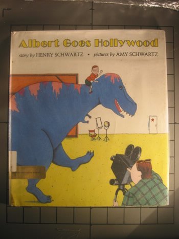 Beispielbild fr Albert Goes Hollywood zum Verkauf von The Yard Sale Store