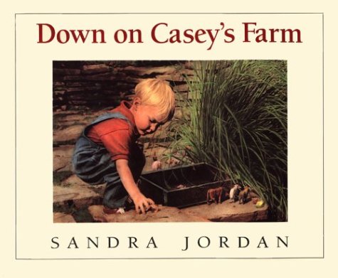 Beispielbild fr Down on Casey's Farm zum Verkauf von Better World Books