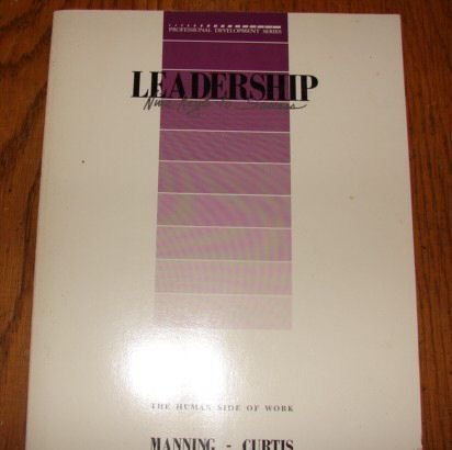 Imagen de archivo de Leadership : Nine Keys to Success a la venta por Better World Books