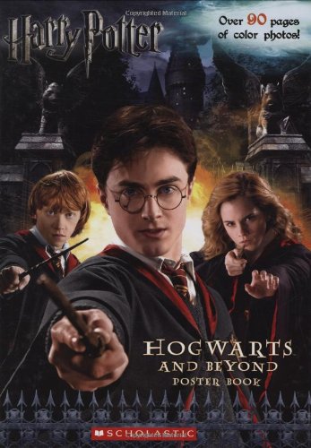 9780545082181: Hogwarts Through The Years Poster Book Updated (Harry Potter Movie Tie-In)