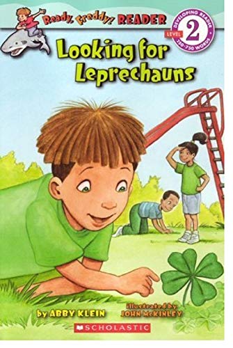 Imagen de archivo de Looking for Leprechauns (Ready, Freddy! Reader, #2) a la venta por SecondSale