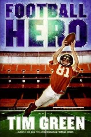 Football Hero (9780545202954) by Green, Tim