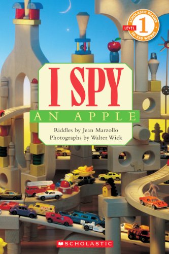 9780545220958: Scholastic Reader Level 1: I Spy an Apple