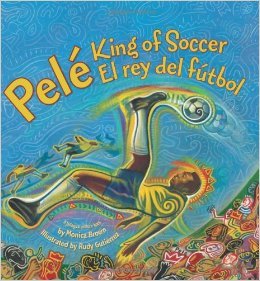 9780545349536: Pele, King of Soccer/Pele, El rey del futbol