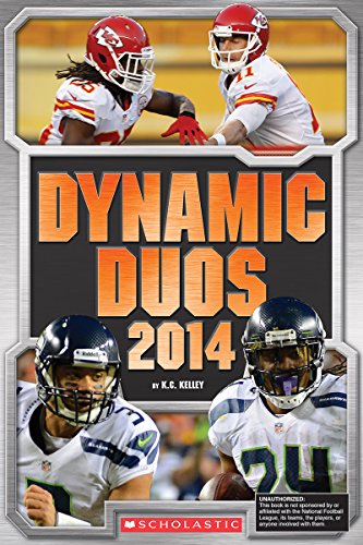 Beispielbild fr Football: Dynamic Duos zum Verkauf von Better World Books