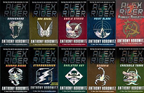 Imagen de archivo de Alex Rider 10 Set : Stormbreaker, Point Blank, Skeleton Key, Eagle Strike, Scorpia, Ark Angel, Snakehead, Crocodile Tears, Scorpia Rising, Russian Roulette a la venta por Blindpig Books