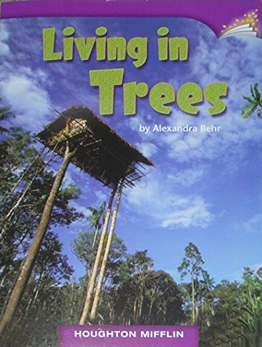 Imagen de archivo de Living in Trees a la venta por Better World Books
