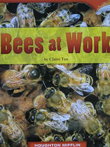 Imagen de archivo de Bees at Work [Leveled Books Level: L, DRA: 24] a la venta por Better World Books
