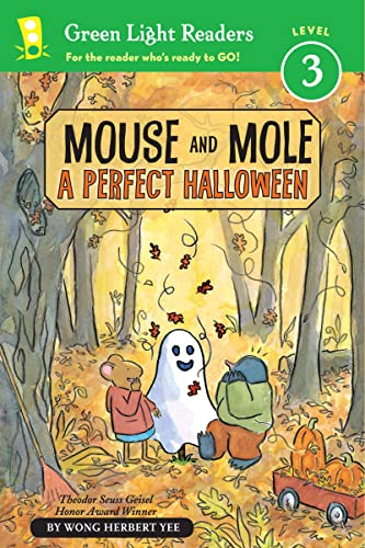 Beispielbild fr Mouse and Mole, A Perfect Halloween (Green Light Readers Level 3) zum Verkauf von SecondSale