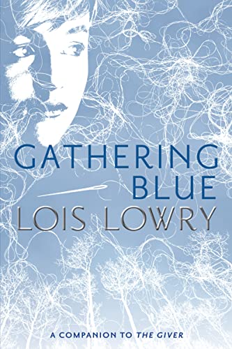 9780547904146: Gathering Blue [Lingua inglese]