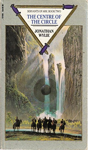 Beispielbild fr The Centre of the Circle: 2 (Servants of Ark) zum Verkauf von WorldofBooks