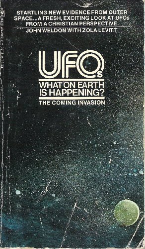 9780552627931: UFOs: What on earth is happening?