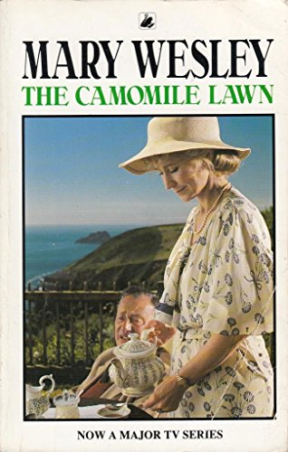 Imagen de archivo de Camomile Lawn a la venta por Wonder Book