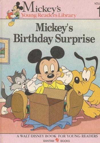 Imagen de archivo de Mickey's Birthday Surprise: Mickey's Young Readers Library Vol. 1 a la venta por Ergodebooks