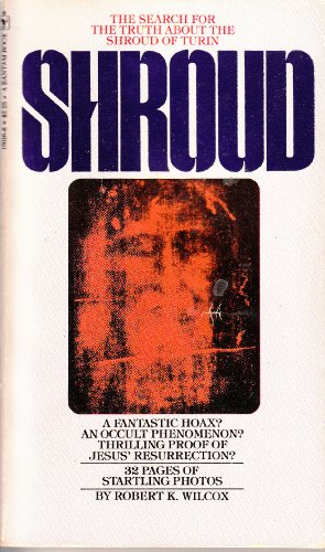 Imagen de archivo de Shroud a la venta por ThriftBooks-Atlanta