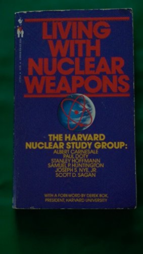 Beispielbild fr Living with Nuclear Weapons zum Verkauf von Robinson Street Books, IOBA
