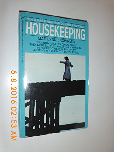 Imagen de archivo de Housekeeping a la venta por R Bookmark
