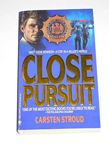 Beispielbild fr Close Pursuit zum Verkauf von Wonder Book