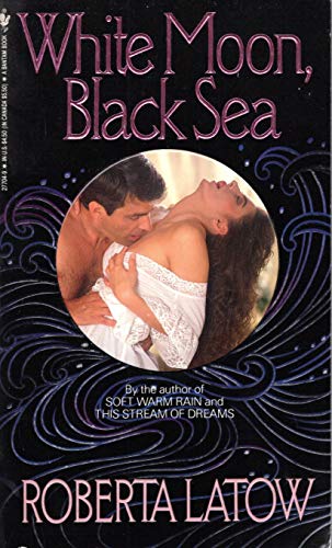 Beispielbild fr White Moon, Black Sea zum Verkauf von Better World Books