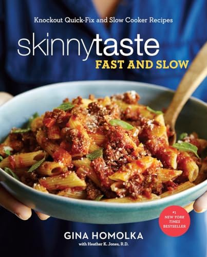 Imagen de archivo de Skinnytaste Fast and Slow: Knockout Quick-Fix and Slow Cooker Recipes: A Cookbook a la venta por Zoom Books Company