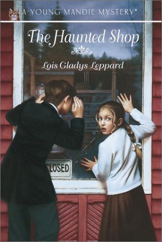 Imagen de archivo de The Haunted Shop (Young Mandie Mystery Series #7) a la venta por Books of the Smoky Mountains