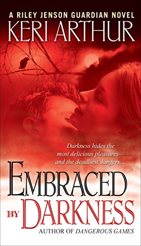 9780553589610: Embraced by Darkness: 5 (Riley Jenson Guardian)