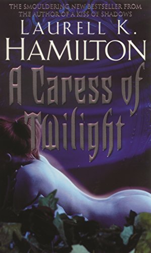 9780553813845: A Caress Of Twilight: Urban Fantasy (Merry Gentry 2)