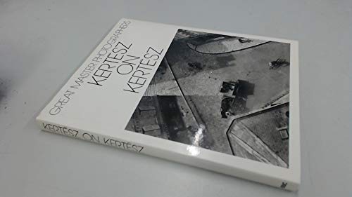 Beispielbild fr Kertesz on Kertesz: A Self-portrait (Great Master Photographers S.) zum Verkauf von WorldofBooks