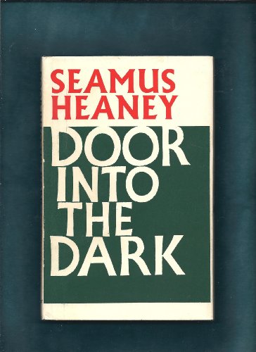 Door Into the Dark (9780571089987) by Heaney, Seamus