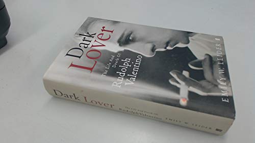 Imagen de archivo de Dark Lover a la venta por WorldofBooks