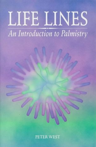 Imagen de archivo de Life Lines: An Introduction to Palmistry a la venta por Books From California