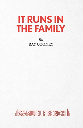 9780573017995: It Runs in the Family: a comedy