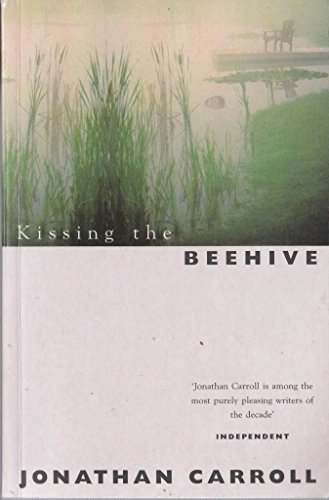 Beispielbild fr Kissing The Beehive zum Verkauf von WorldofBooks