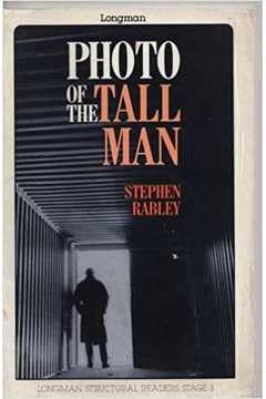 9780582013858: Photo of the Tall Man (Structural Readers)