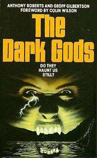 9780586062333: Dark Gods (Panther Books)
