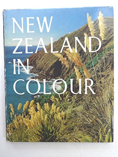 Imagen de archivo de New Zealand in Colour a la venta por Better World Books