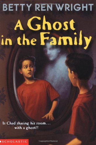 9780590029537: A Ghost in the Family