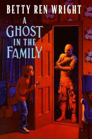 9780590029551: A Ghost in the Family