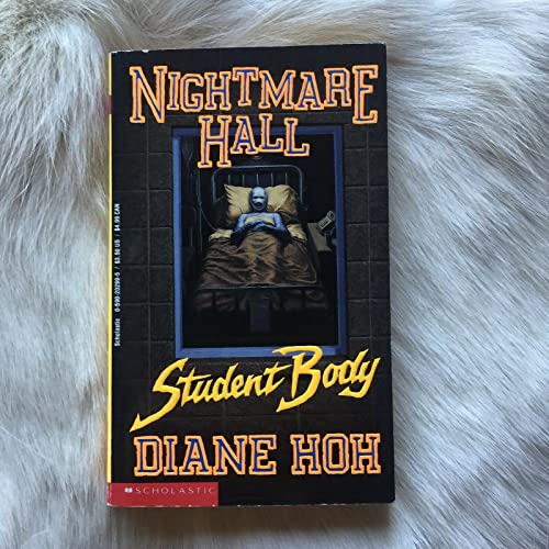 9780590202992: Student Body (Nightmare Hall)