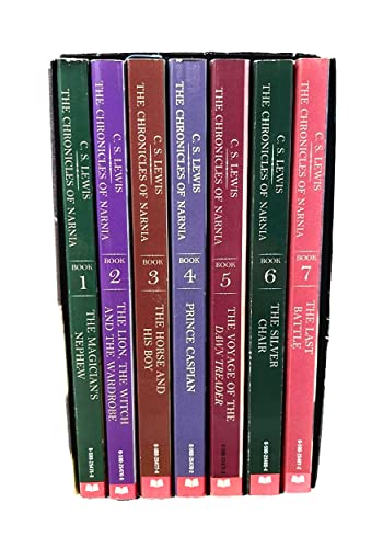9780590257886: Chronicles Of Narnia Boxed Set [Paperback] by C.S. Lewis