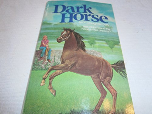 Beispielbild fr Dark Horse zum Verkauf von Wonder Book