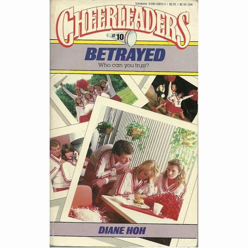 9780590338158: Betrayed (Cheerleaders No 10)