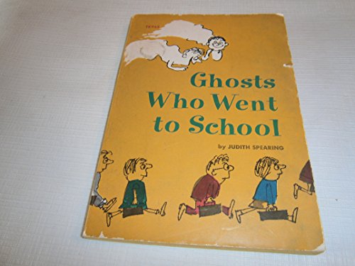 9780590404525: Ghosts Who Went to School (Apple Paperbacks)