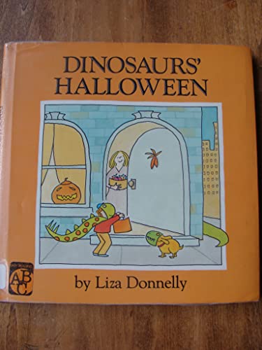 Beispielbild fr Dinosaurs' Halloween zum Verkauf von ThriftBooks-Dallas