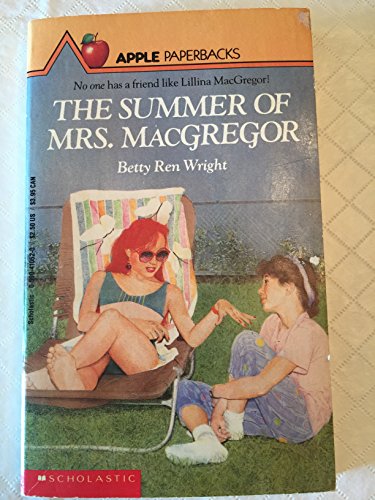 Beispielbild fr The Summer of Mrs. Macgregor zum Verkauf von BooksRun