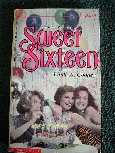Beispielbild fr Sweet Sixteen zum Verkauf von Better World Books