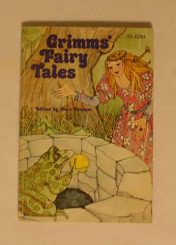 9780590415965: GRIMMS' FAIRY TALES edited
